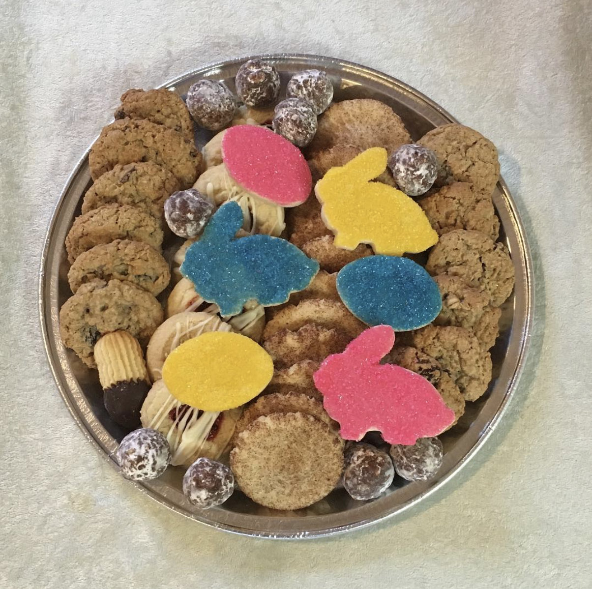 easter cookie tray